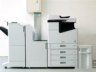 本地办公设备租赁 一站式解决方案，涵盖复印机、打印机、扫描仪与传真机服务